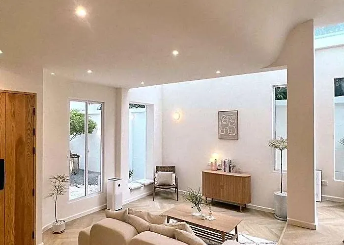 ホテル Modern Cozy Home/ Near Mrt/ Near Jj Market 3*