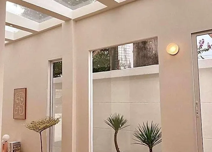 Modern Cozy Home/ Near Mrt/ Near Jj Market 3*