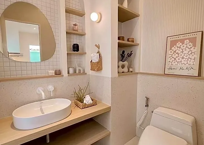 Modern Cozy Home/ Near Mrt/ Near Jj Market ホテル バンコク都